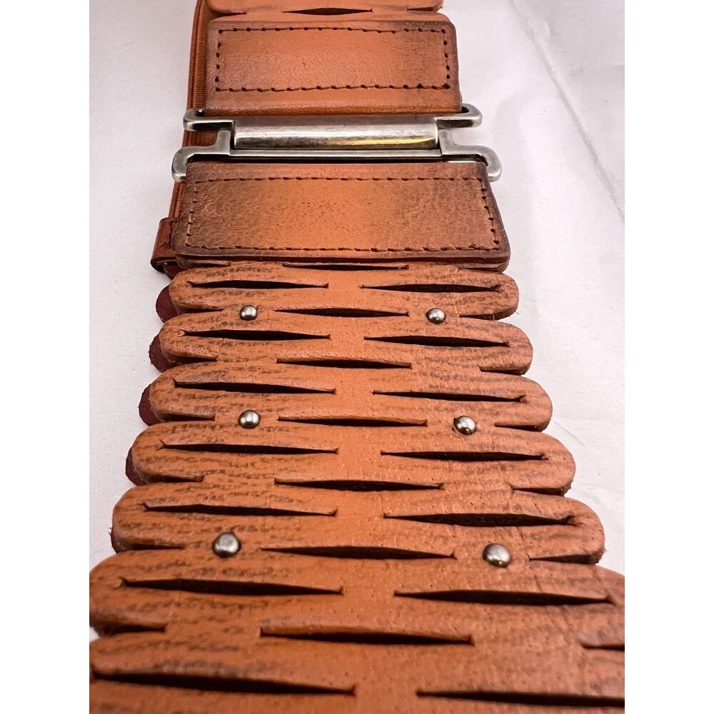 Vtg Leather Studded Statement Belt Sz S Stretch Accordian Western Festival Boho